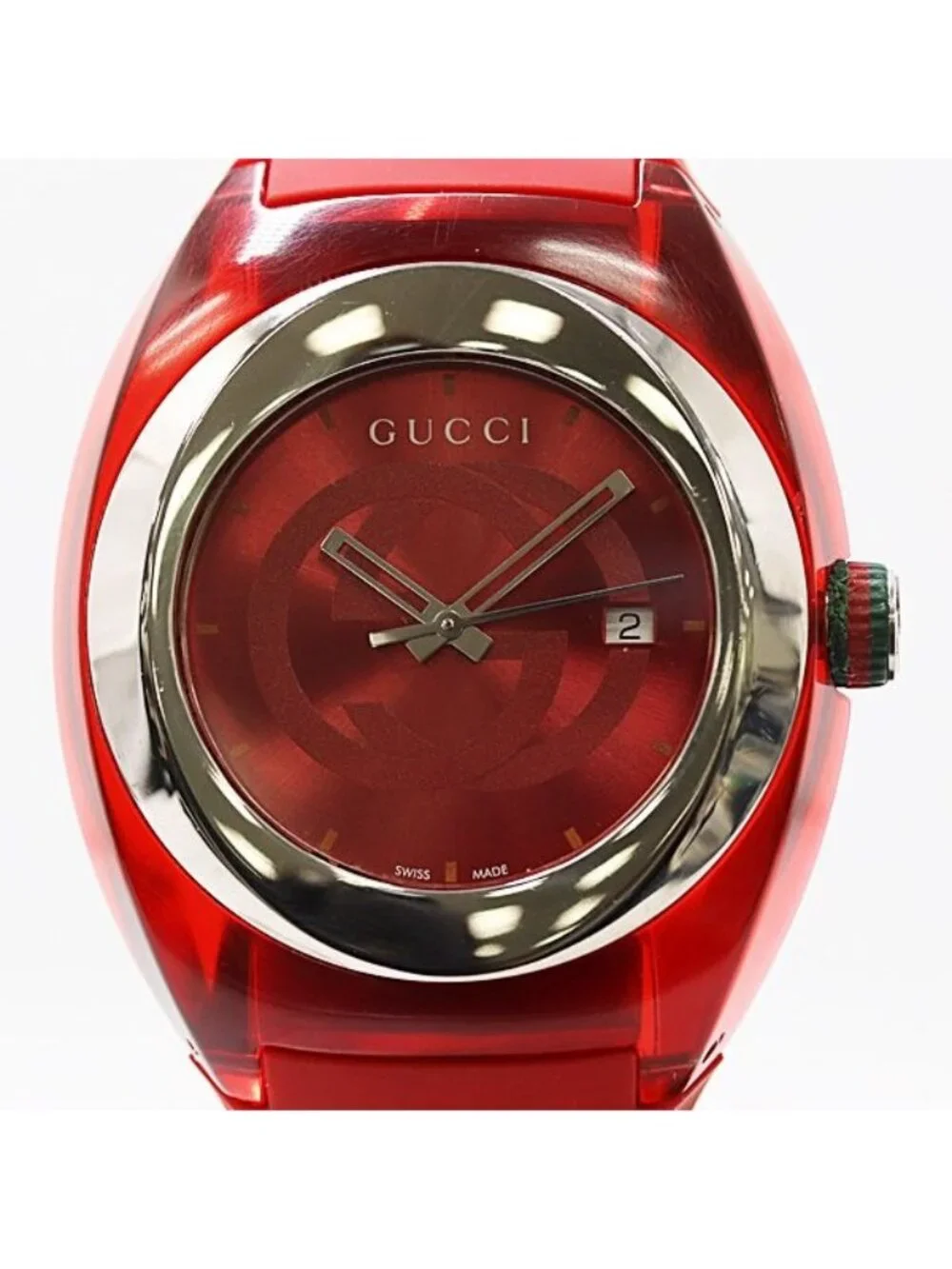 Gucci Sync 137.1 Date Quartz Red Dial Watch